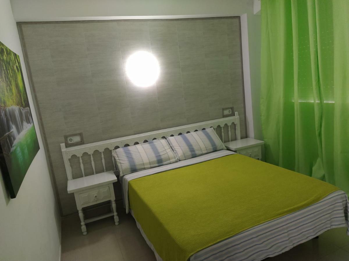 Apartamento primera línea de mar L'Hospitalet de l'Infant Exterior foto
