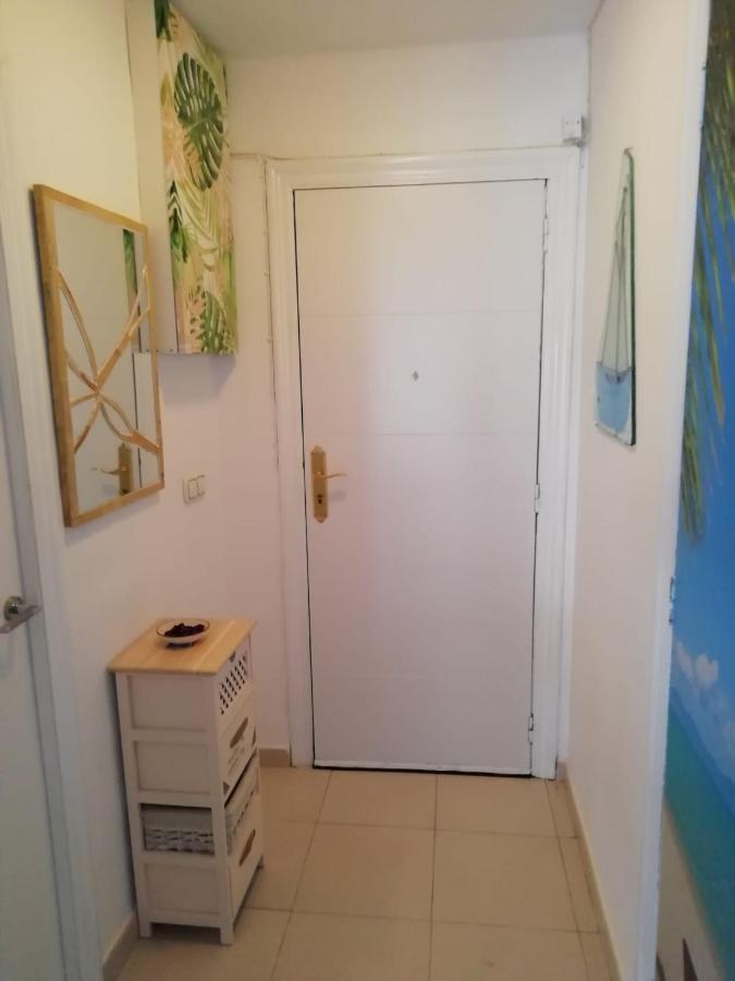 Apartamento primera línea de mar L'Hospitalet de l'Infant Exterior foto